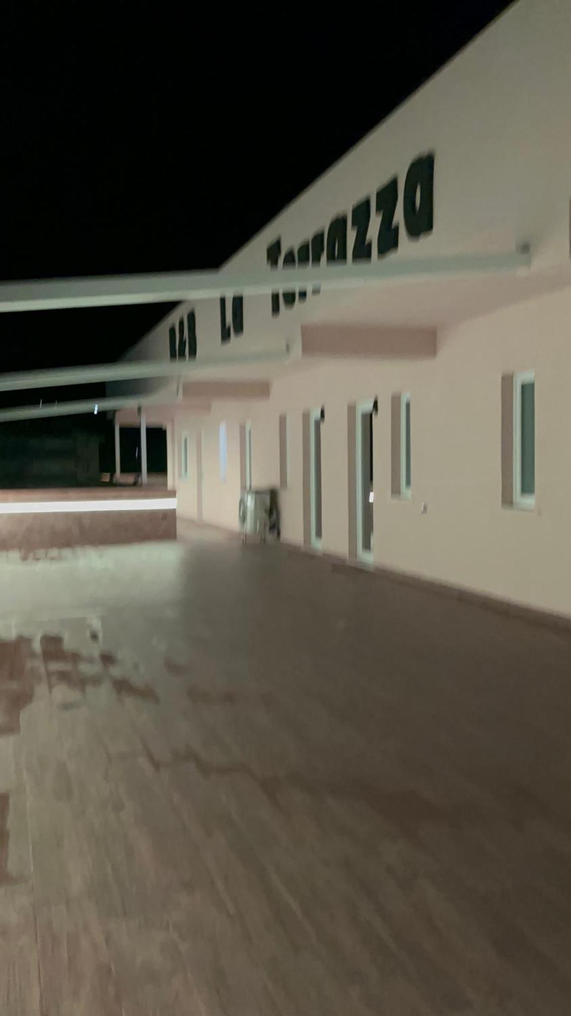 B&B La Terrazza Polifrone 코트로네이 외부 사진