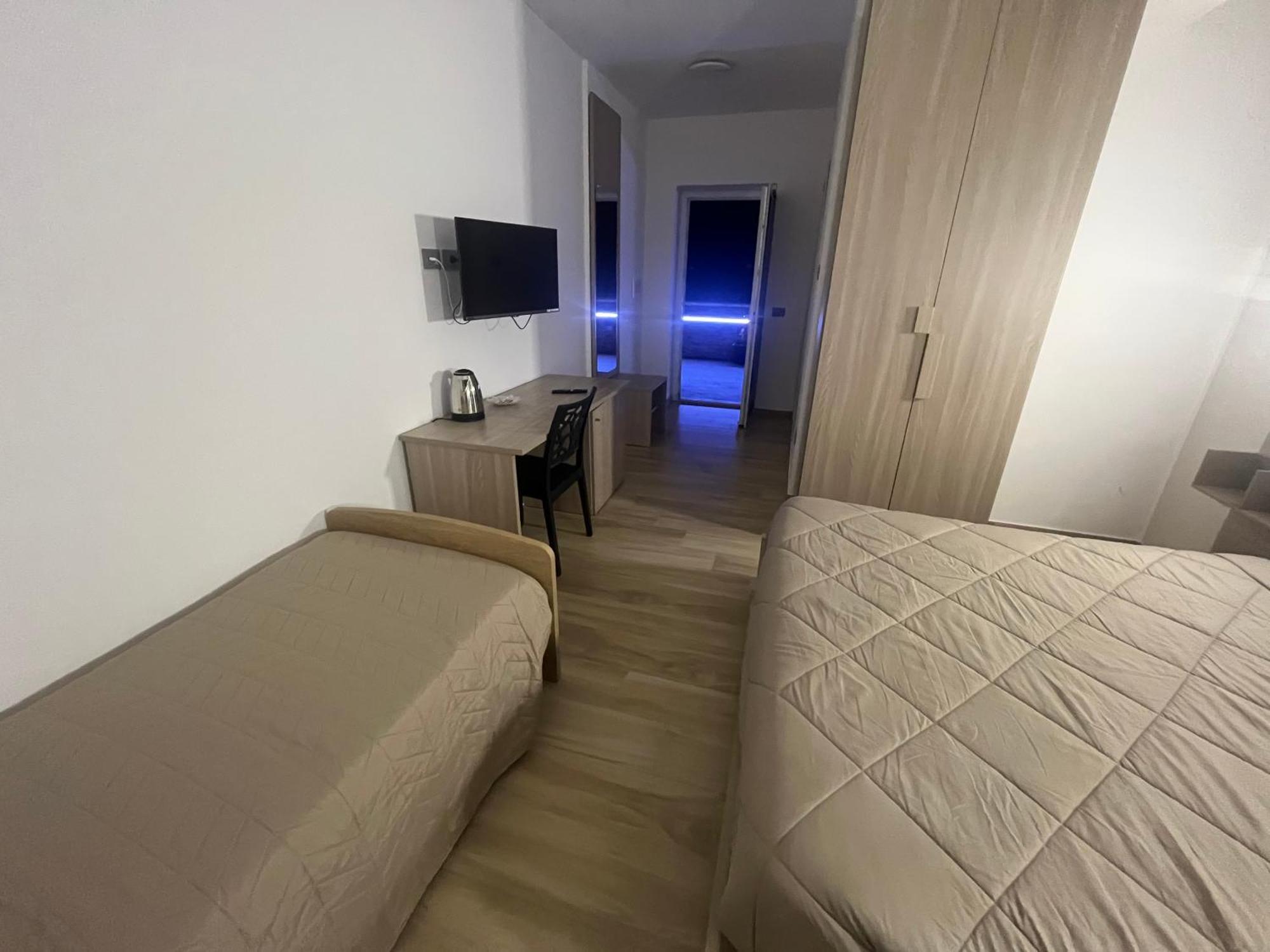 B&B La Terrazza Polifrone 코트로네이 외부 사진