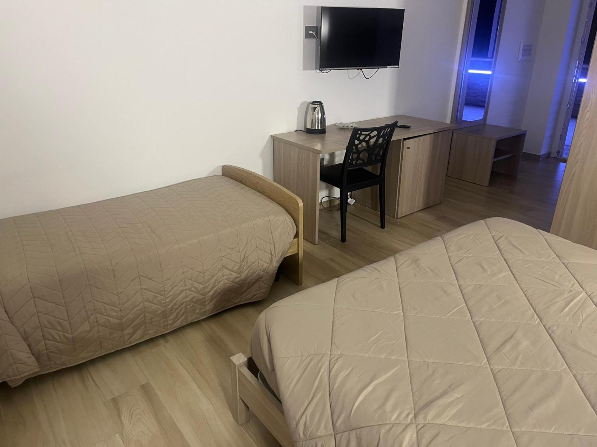 B&B La Terrazza Polifrone 코트로네이 외부 사진