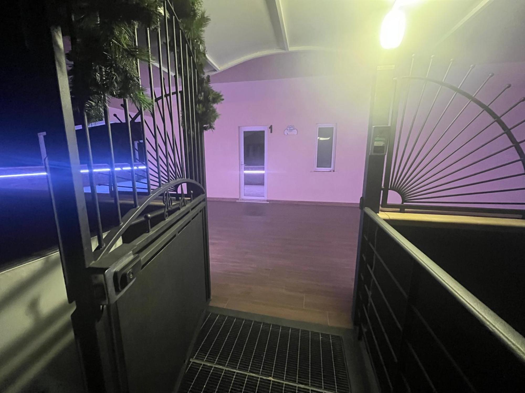 B&B La Terrazza Polifrone 코트로네이 외부 사진